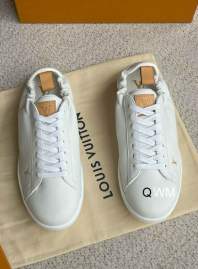 Picture of Louis Vuitton Shoes _SKULVsz38-45WM080613054